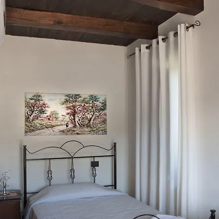 La Giara فندق مبيت وإفطار San Demetrio Corone