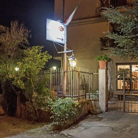 Bed & Breakfast La Giara 3*